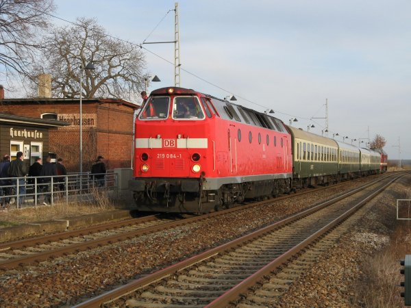 219 084-1 Abschiedsfahrt 30.3.2008 (55), ©Stefan Scholz